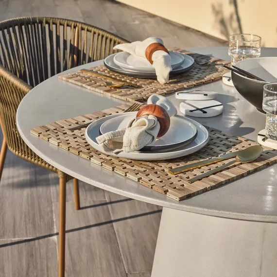 Цементный стол Itai Ø90 см