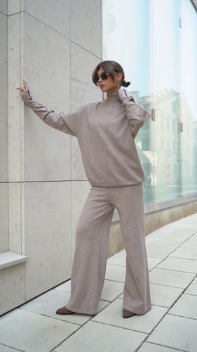 Джемпер с контрастными полосками в цвете капучино