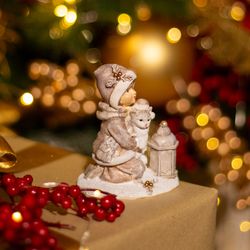 СТАТУЭТКА "ДЕВОЧКА С КОТЕНКОМ" 7,5Х5,5Х9 СМ