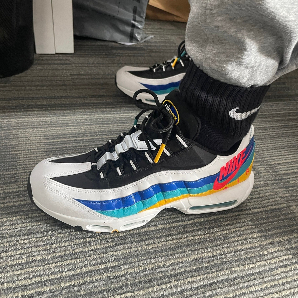 Nike Air Max 95 Windbreaker