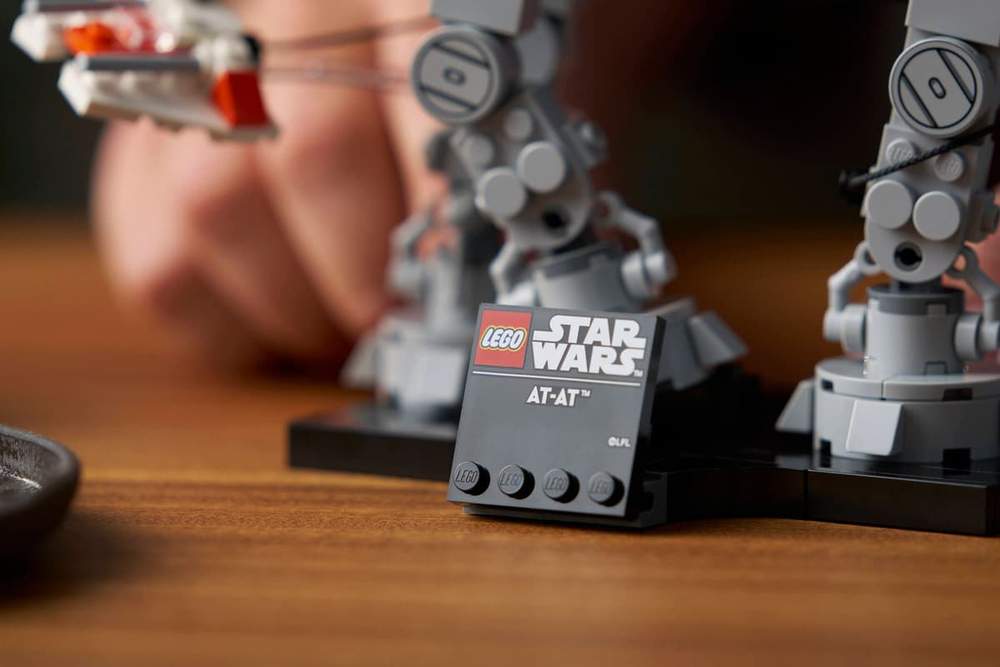Конструктор LEGO Star Wars 75440 AT-AT