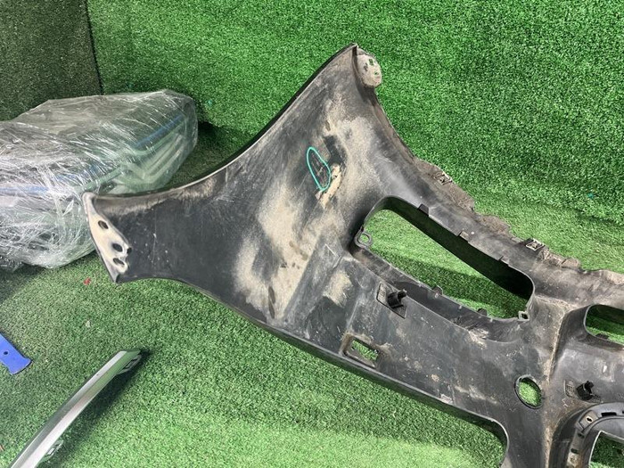 Бампер передний Jaguar XJ 4 (2015-2019)