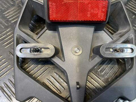 Крепление номера(крыло заднее) Yamaha FZ1 Fazer RN17