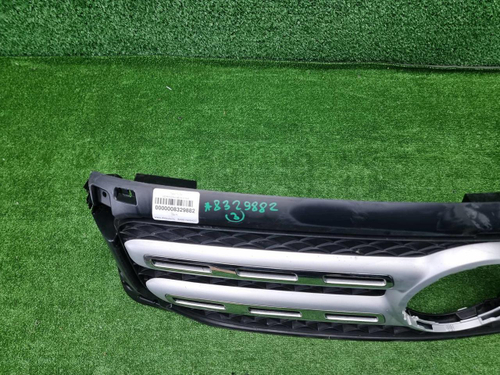 Решетка радиатора Mercedes GLB X247 (2019-2023)