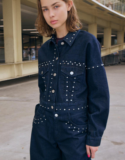 BERSHKA Укороченная джинсовая куртка с заклепками, темно-синий