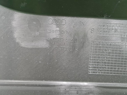 Жабо Audi A8 4 D5 (2017-н.в.)