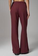 Брюки прямые с кнопками бордовые