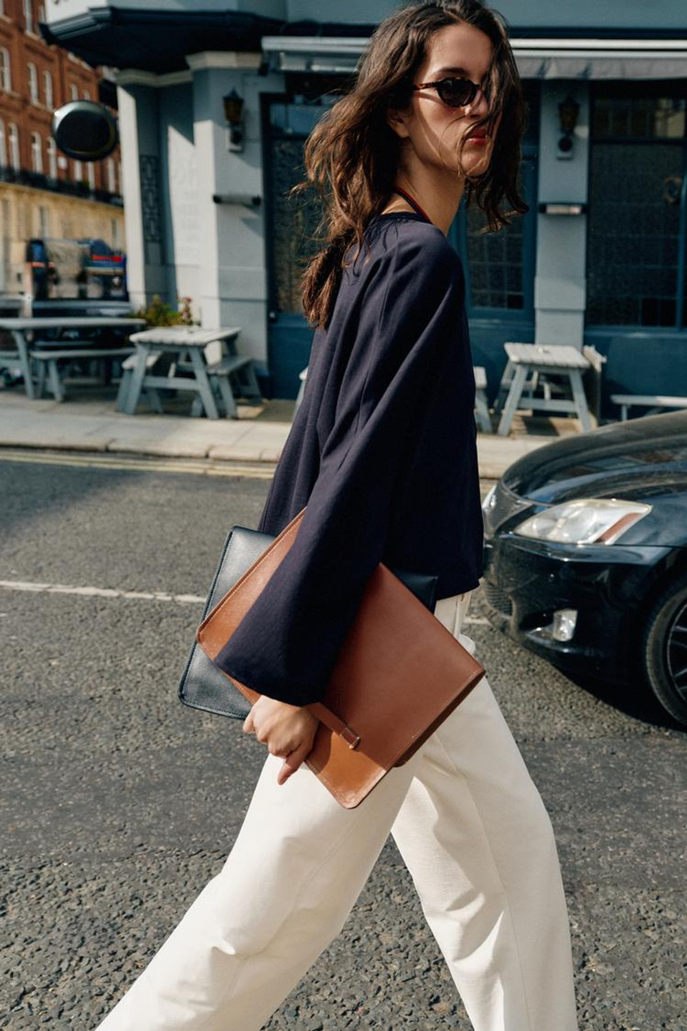 ZARA КОЖАНЫЙ ЧЕХОЛ ДЛЯ IPAD, КОРИЧНЕВЫЙ