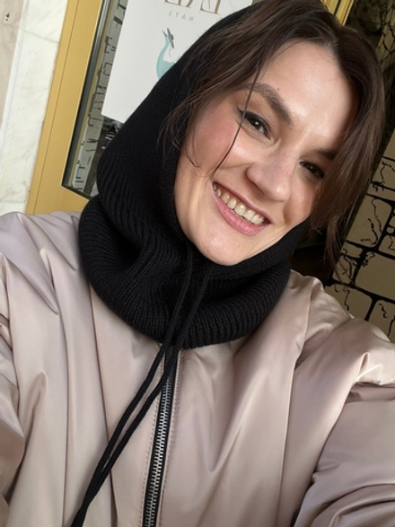 Капюшон вязаный черный