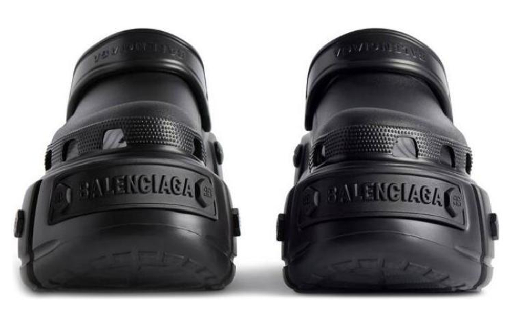 Balenciaga Eva