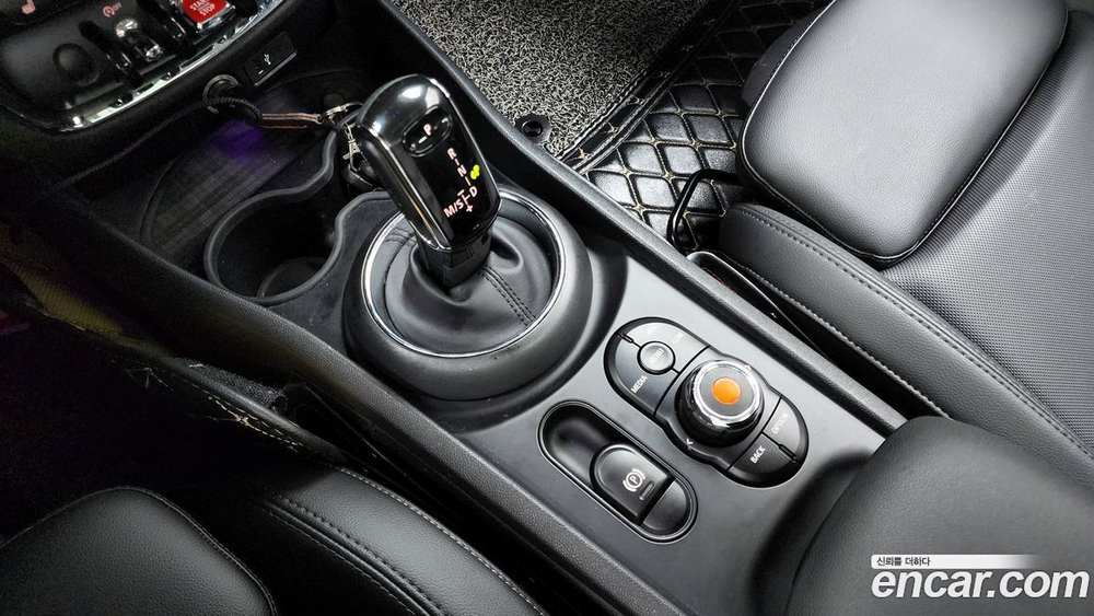 Mini Cooper Clubman Basic (10.2019)
