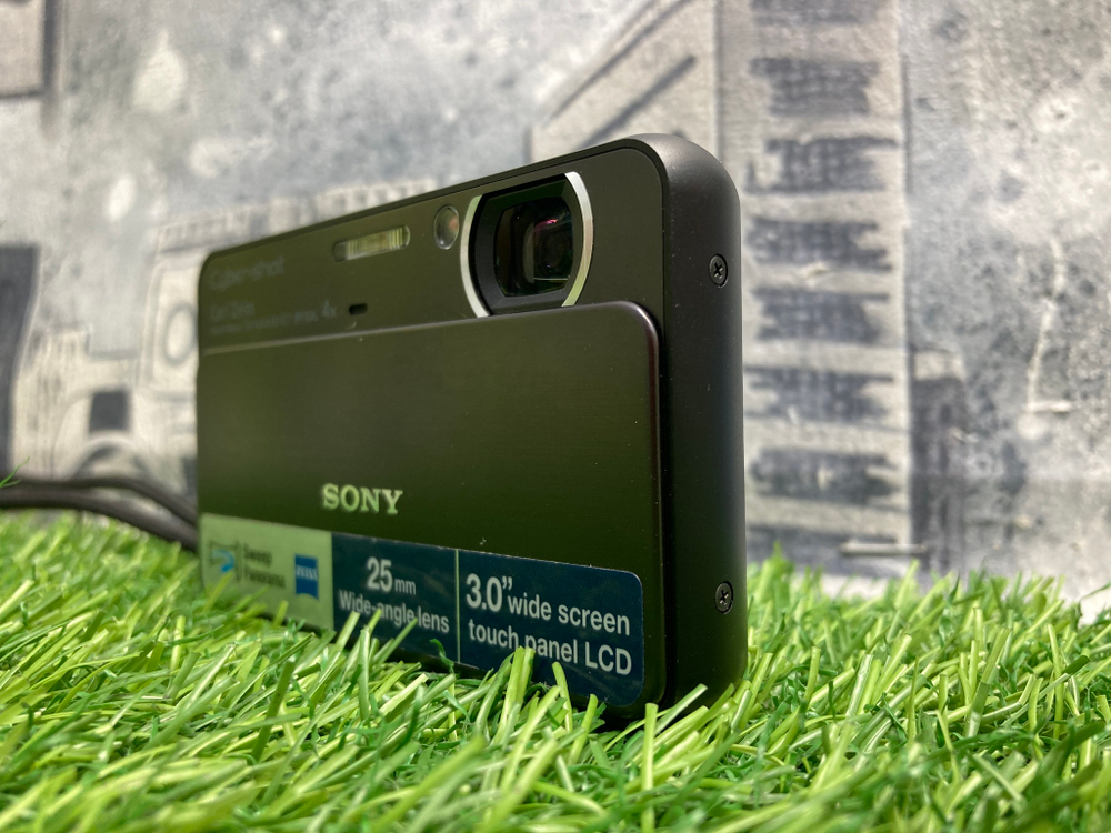 Sony T99
