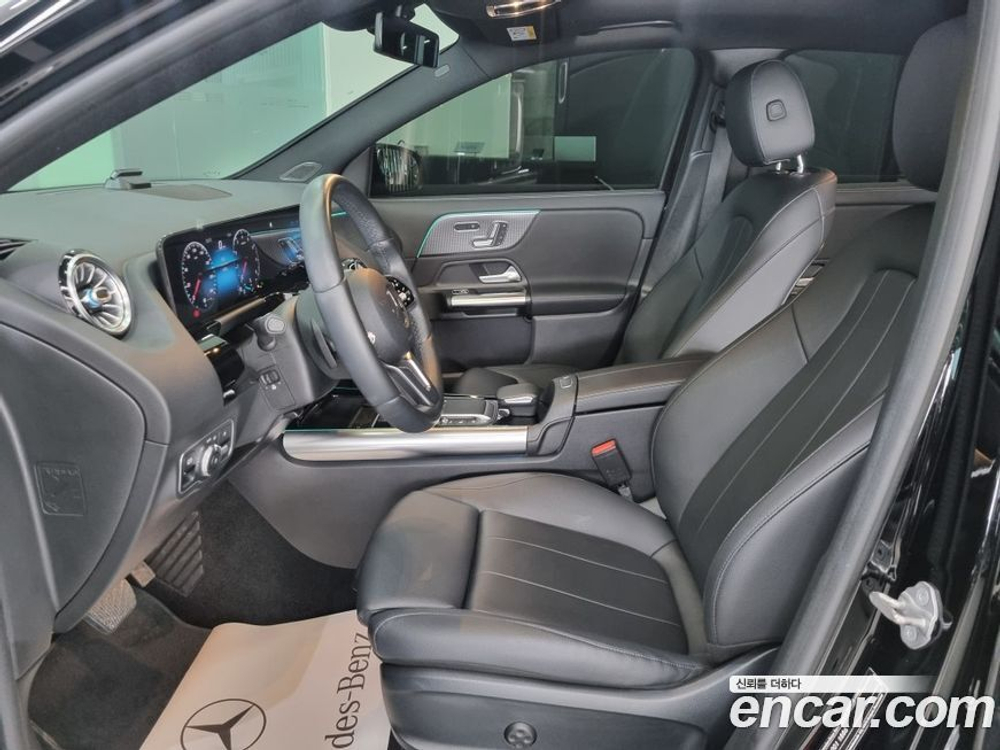 Mercedes-Benz GLA-Class H247 GLA220 (04.2021)