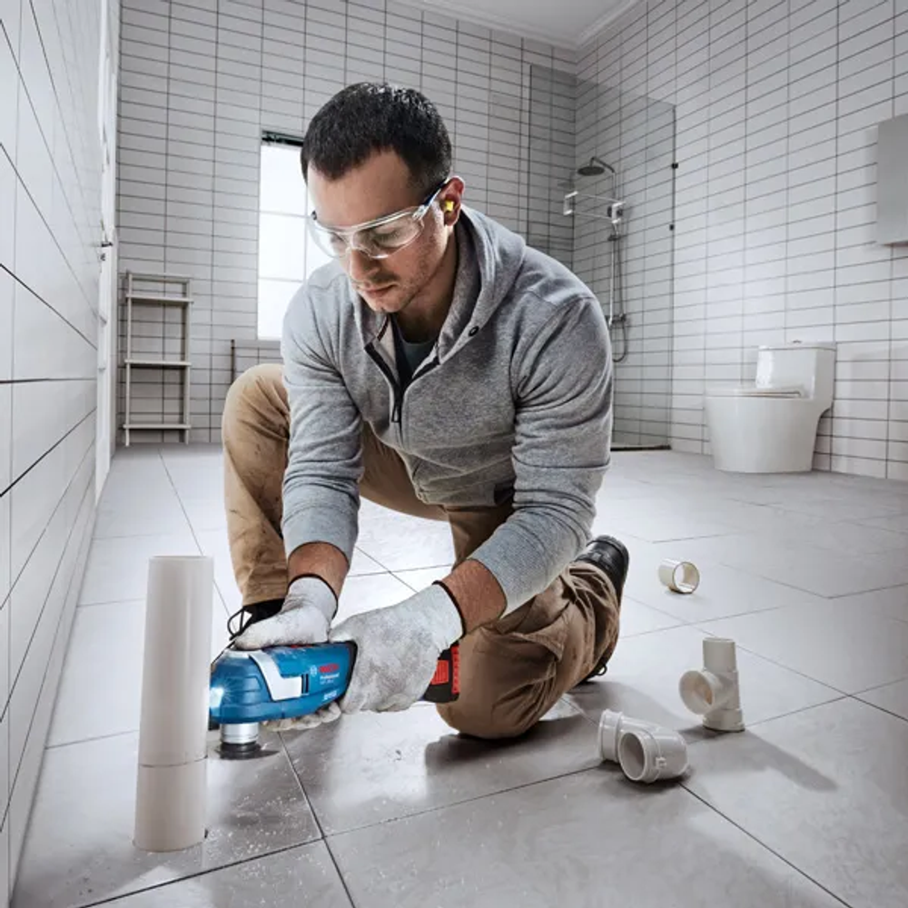 Аккумуляторный универсальный резак GOP 185-Li BOSCH 06018G2020