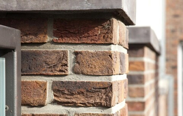 Облицовочный кирпич для фасадов: сравнение видов и характеристик