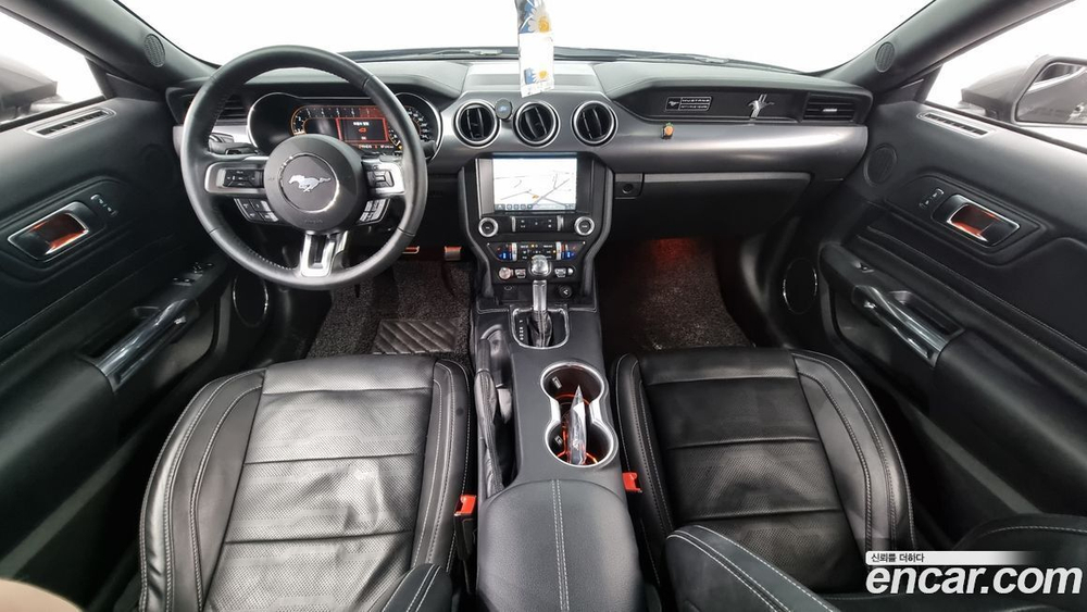Ford Mustang Coupe (06.2020)