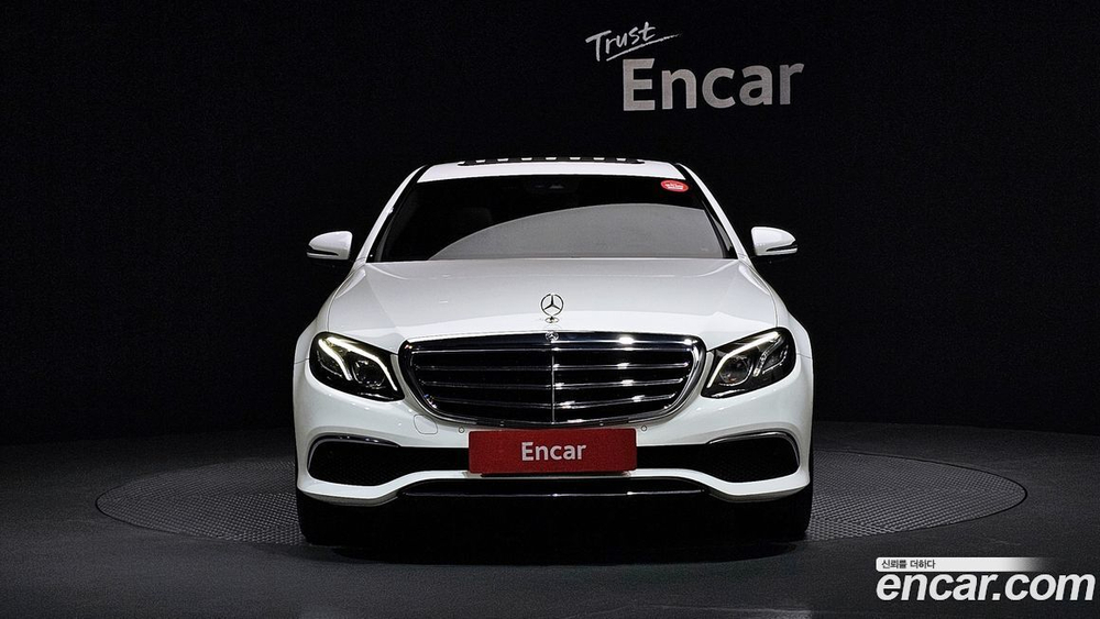 Mercedes-Benz E-Class W213 E220d 4MATIC Exclusive (09.2019)