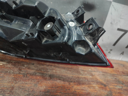 Фонарь пpавый LED Toyota Camry 70 USA 17-нв Б/У Оригинал 8155006730