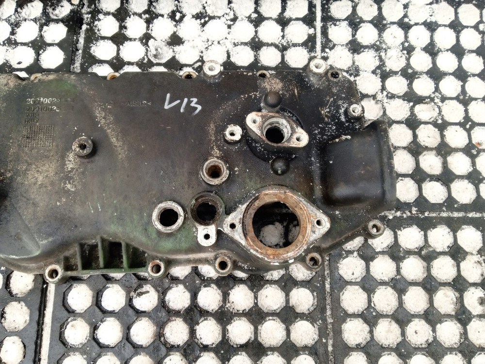 Крышка масляного радиатора