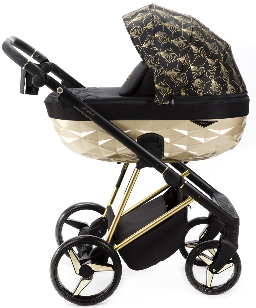 Детская коляска Adamex Quantum Star 2 в 1 Q-STAR58 (ЧЕРНЫЙ+ЗОЛОТОЙ ОРНАМЕНТ+ЗОЛОТО ДНО+ЗОЛОТО РАМА)