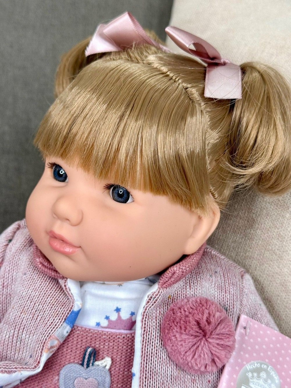 Кукла Berbesa мягконабивная 42см Sandra (4426S)