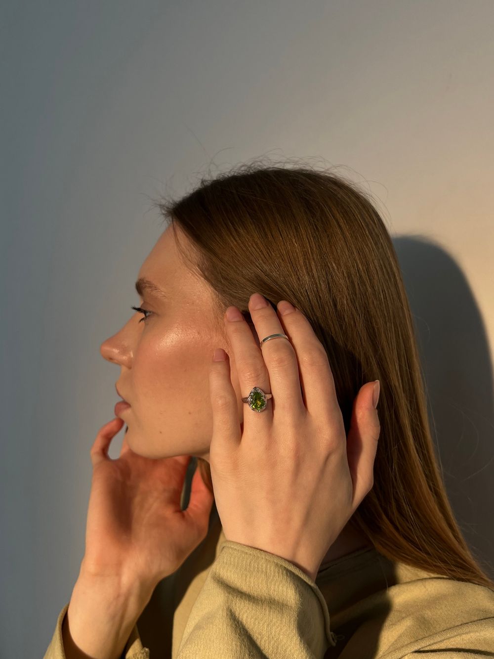 Кольцо Crystal Drop с хризолитом