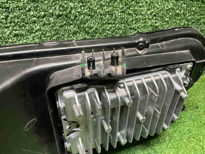 Битая Фара левая Zeekr X (2023-н.в.) LED