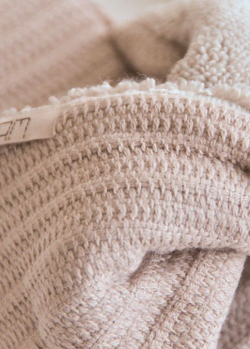 Домашние тапочки Hamam Fula дымчатые фрагмент