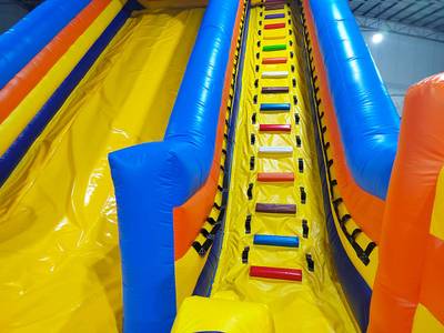 Надувной батут-горка "Супер-волна ST" 10*5*6,8 м