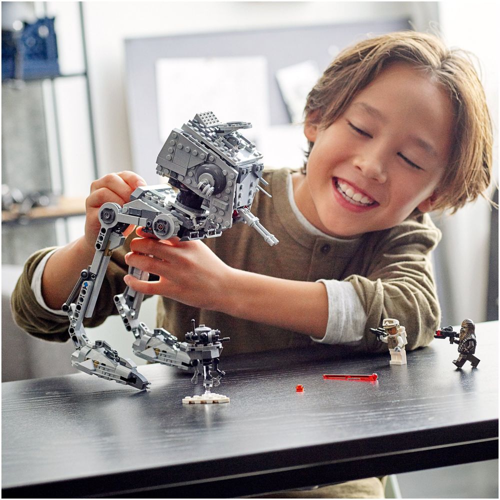 Конструктор LEGO Star Wars 75322 AT-ST на Хоте