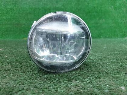 ПТФ левая Toyota Camry XV50 XV70 (2017-2021) LED