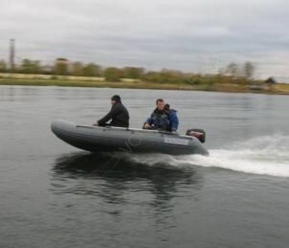 Надувная лодка Флагман 380 IGLA