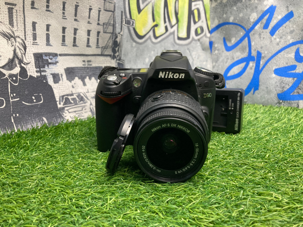 Nikon D90 kit AF-S DX Nikkor 18-55mm 3.5-5.6G VR II 1.650 кадров