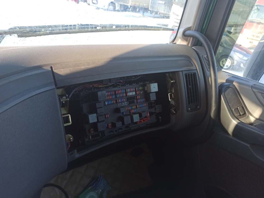 DAF XF 4x2 Седельный тягач XF 460 FT (Дизельный, 12,9 л, 462 л.с., АТ)