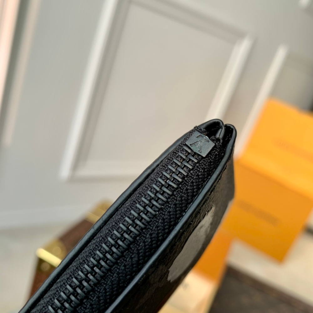 Louis Vuitton Key Pouch