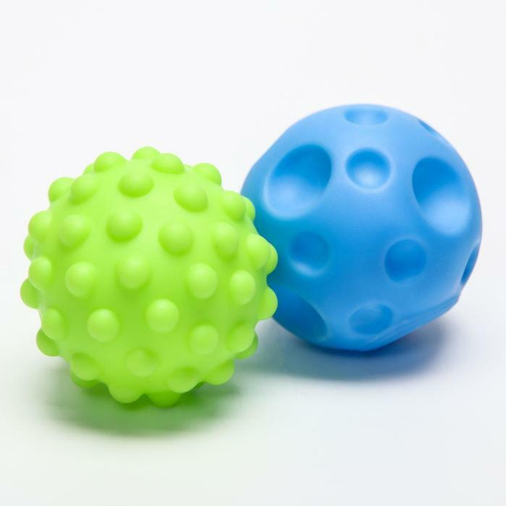 6940979 Подарочный набор развивающих тактильных мячиков «Новогодний Тигренок» с помпошкой, 2 шт.