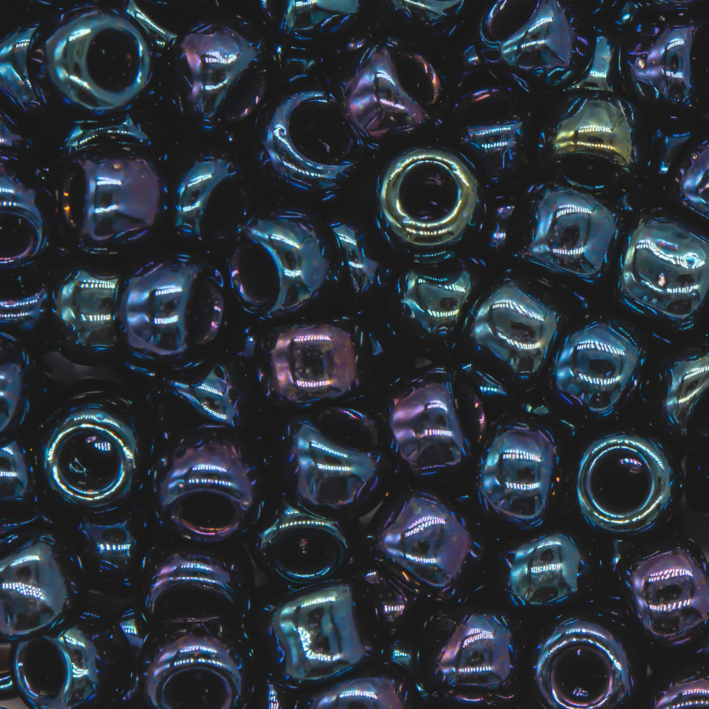 Японский бисер TOHO Round 6/0 (№82), металлизированный, непрозрачный глянцевый