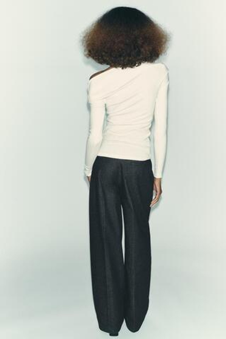 ZARA МЯГКАЯ АСИММЕТРИЧНАЯ ФУТБОЛКА, ЭКРЮ