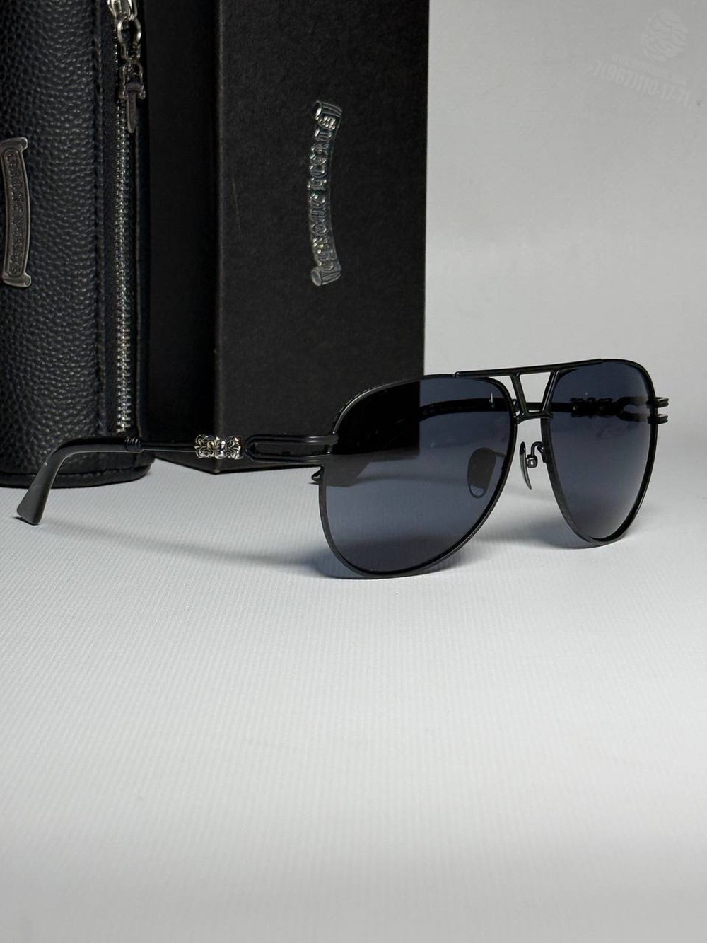 Солнечные очки Chrome Hearts