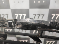 Решетка переднего бампера VW Touareg 2 10-14 Б/У Оригинал 7P6853666A