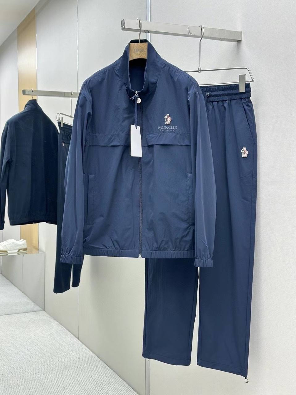 Костюм Moncler