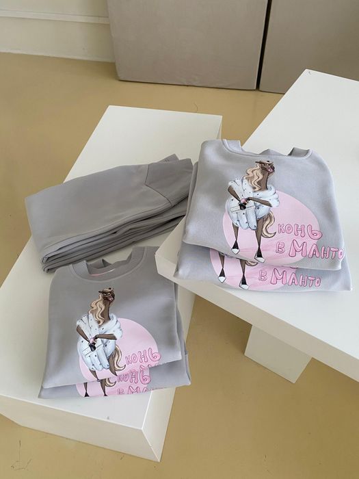 СВИТШОТ РАЙМ ДЫМЧАТЫЙ КОНЬ В МАНТО