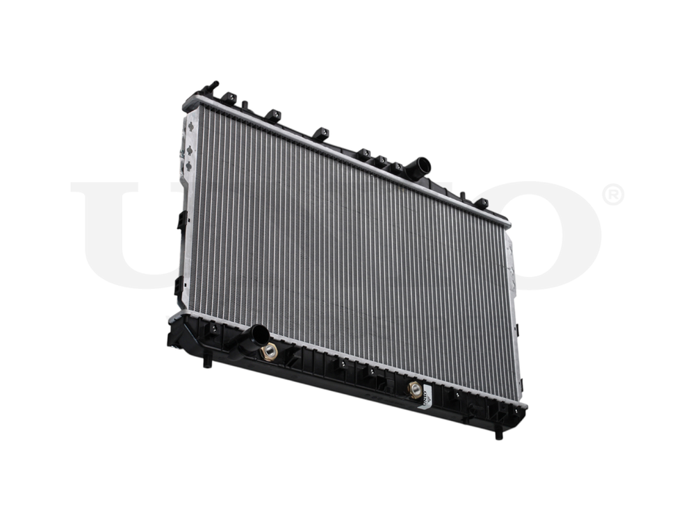 Радиатор охлаждения двигателя UNIO RAD-10108