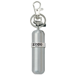 Фирменный брелок баллончик серебристый для заправки зажигалок топливом ZIPPO 121503 с диском для затягивания винта кремня и чехлом для двух кремней