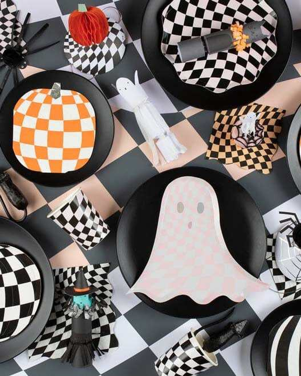 Тарелки в форме привидения в клетку "Pastel Halloween" 8 шт.