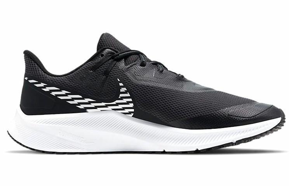 Кроссовки Nike Quest 3 Shield