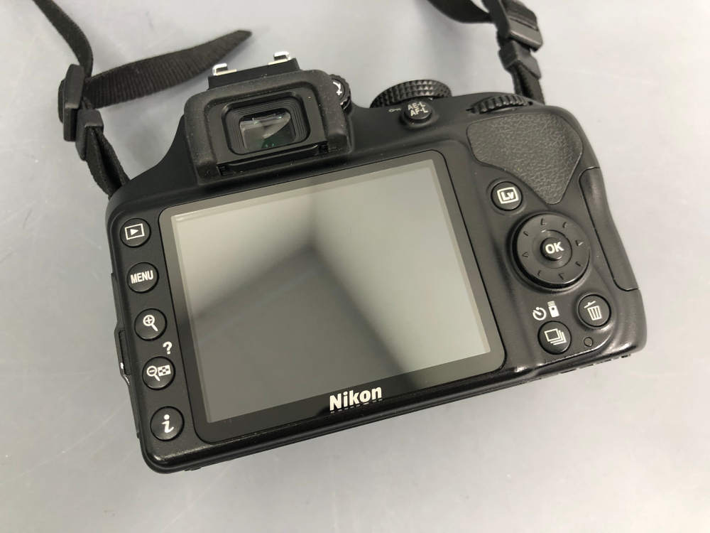 Nikon D3400 (11.800 кадров)