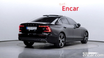 Volvo S60 3 Generation B5 Inscription (10.2021)