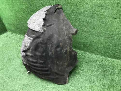 Подкрылок передний правый Audi Q8 (2018-2023)