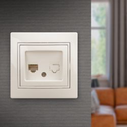 Розетка Intro Plano 1-303-02 информационная RJ45, IP20, СУ, слоновая кость